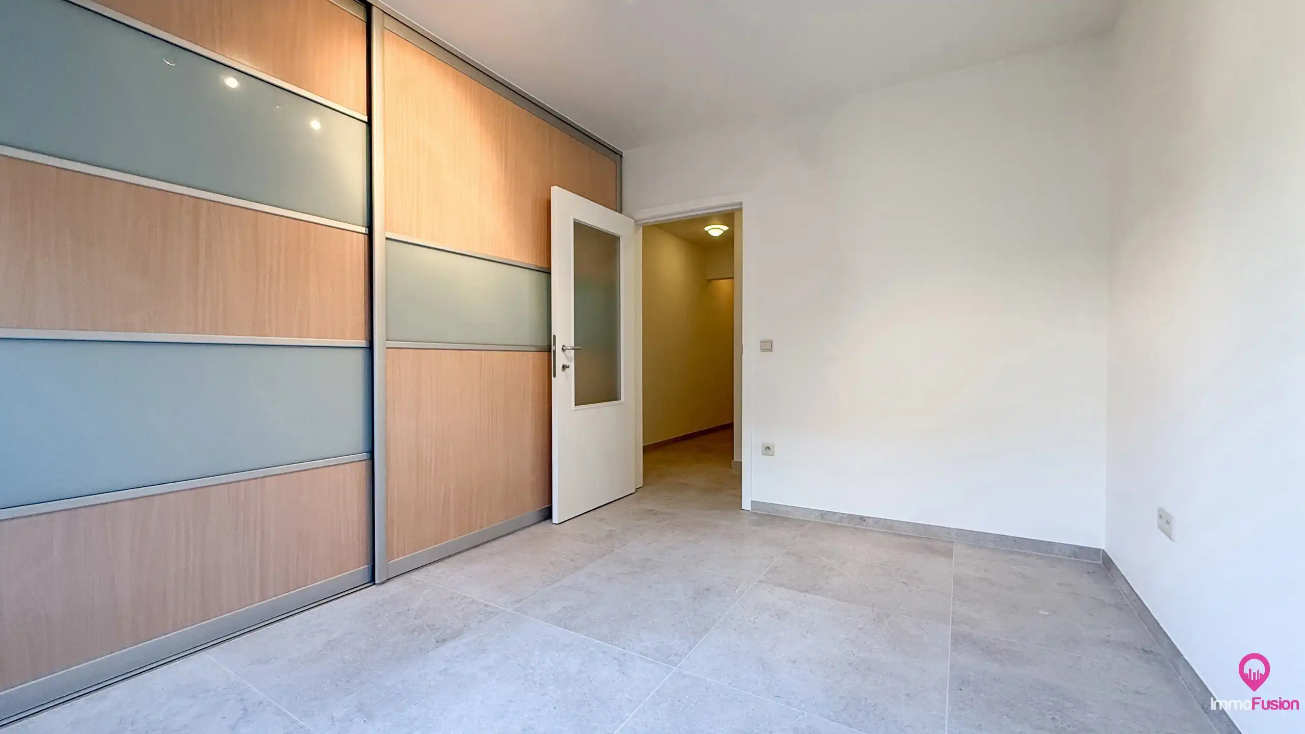 Ruim gelijkvloers appartement met tuin & garage in Beringen! foto 21