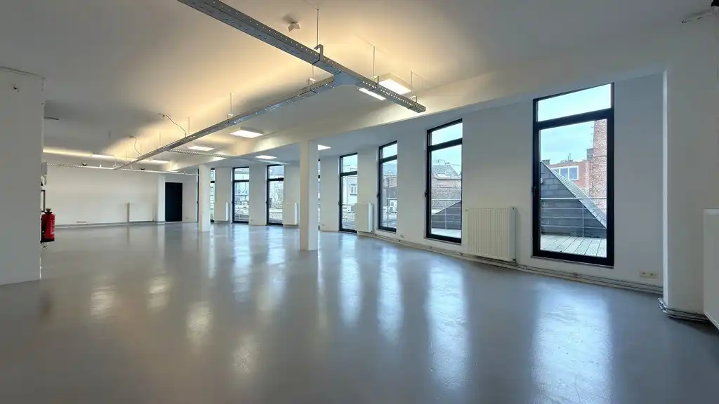 Kantoor met terras te huur aan het Zuid in Antwerpen foto 11