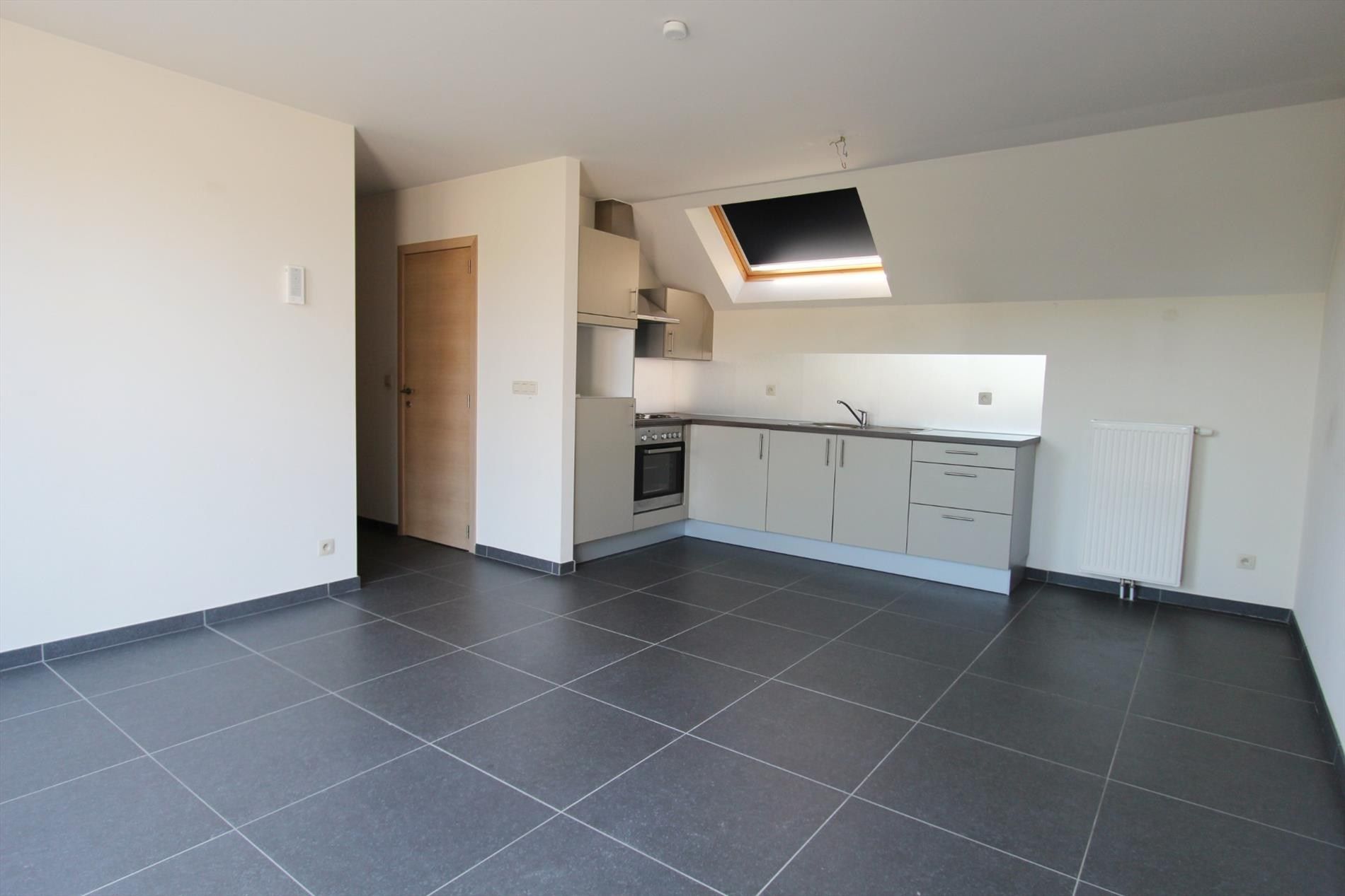 APPARTEMENT MET 1 SLAAPKAMER VLAKBIJ DE GROTE MARKT foto 5