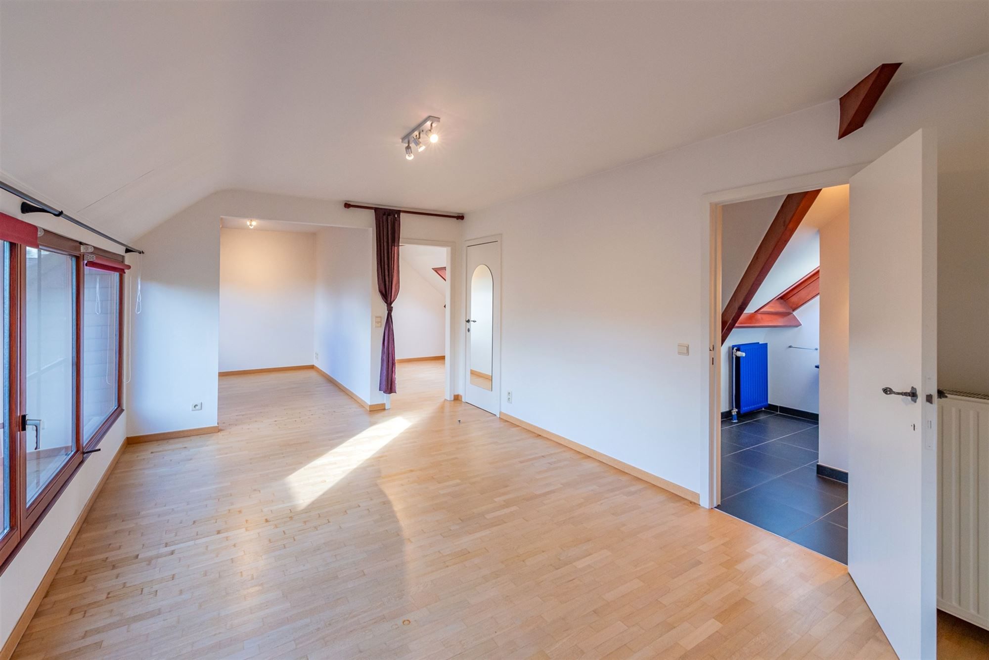 Prachtig gelegen en uitstekend onderhouden duplex-appartement foto 14