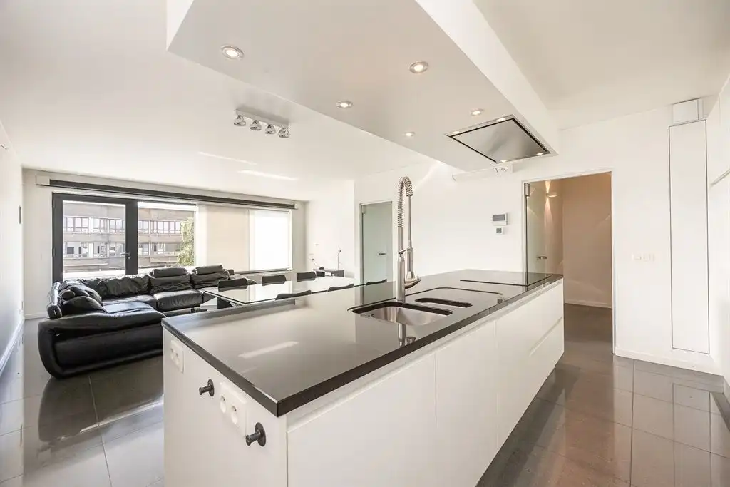 Ruim duplexappartement met terras foto 8
