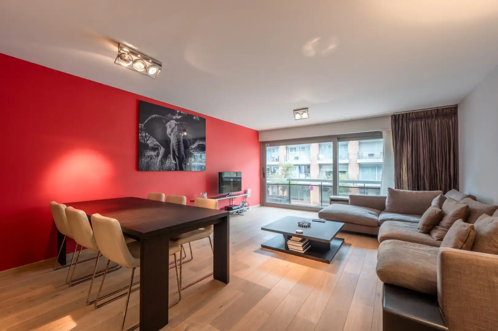 Mooi gemeubeld appartement op super locatie tussen de Zoutelaan en de Dumortierlaan foto 2