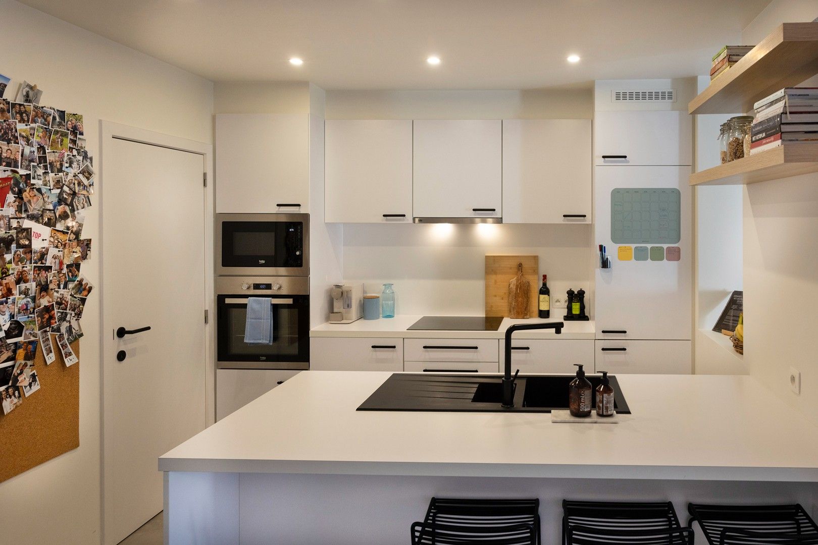 Kwalitatief afgewerkte woning op aangename ligging. foto 5