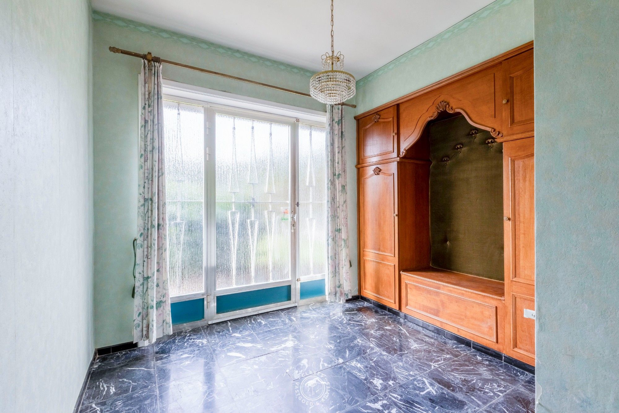 Praktische bungalow met werkplaats en weiland van 3.059 m² foto 9