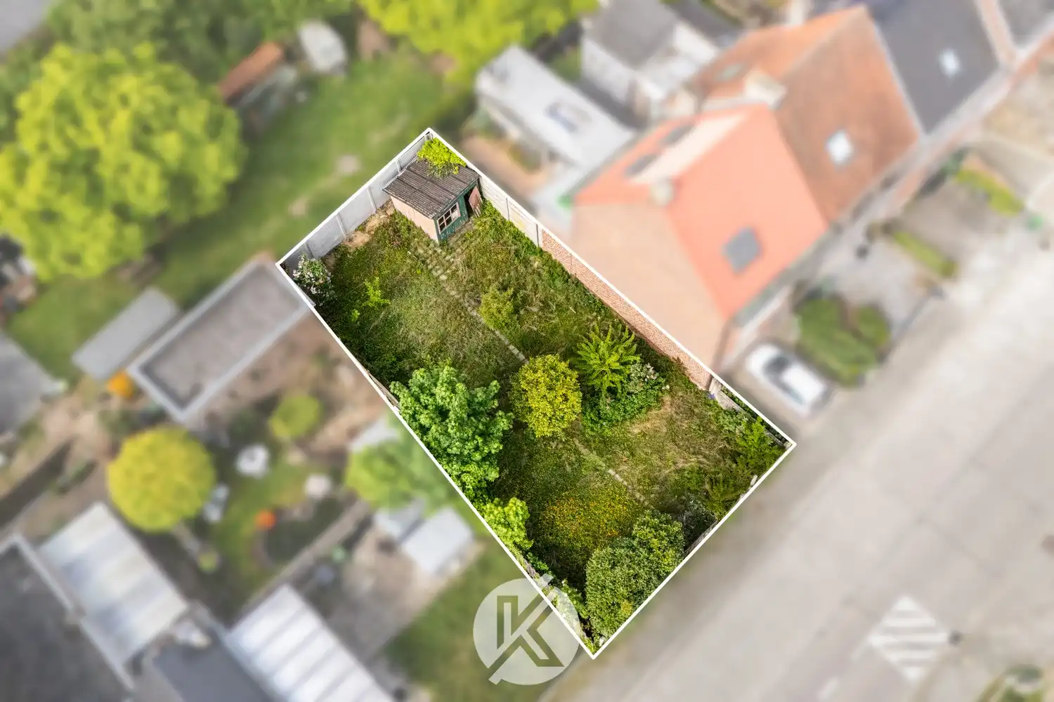 Strategisch gelegen bouwgrond in Aalst foto {{pictureIndex}}