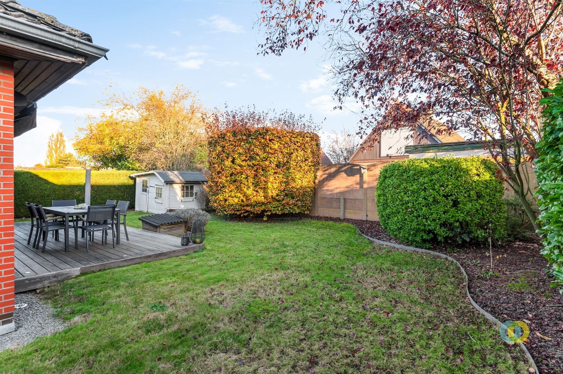 Residentieel gelegen bungalow met garage foto 11