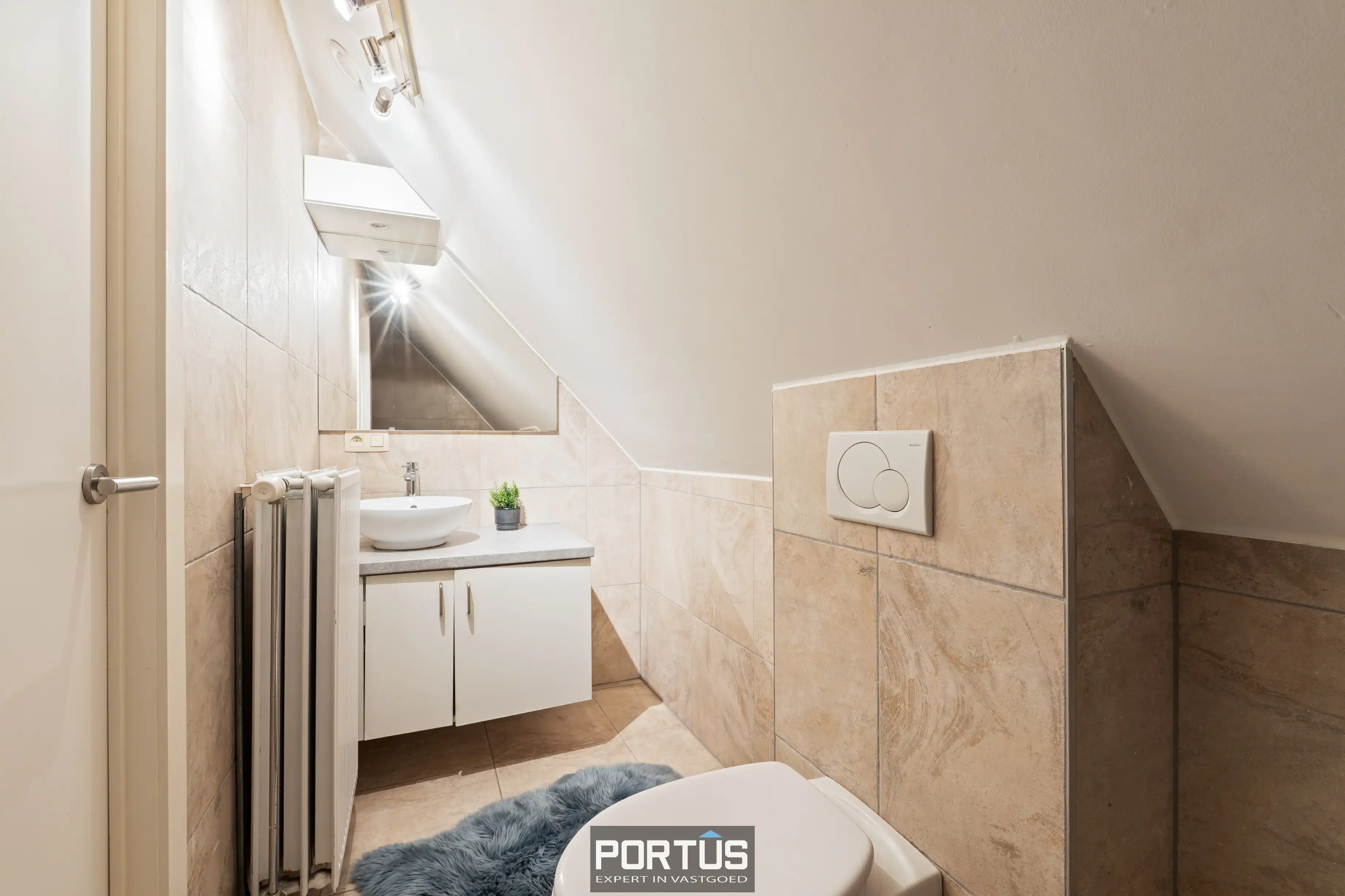 Instapklaar duplex appartement te koop te Nieuwpoort-Stad foto 9