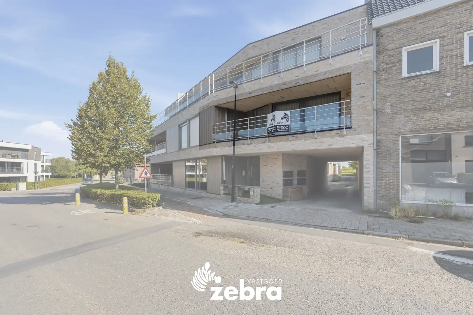 Ruim 2-slaapkamerappartement met twee terrassen! foto {{pictureIndex}}