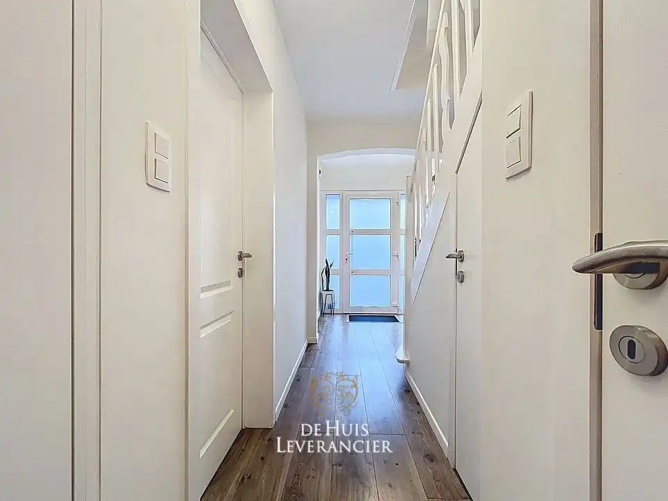 B&B Moment ELSDONK: Stijlvol gerenoveerde gezinswoning met 4 slpks en tuin, EPC Label B foto 5