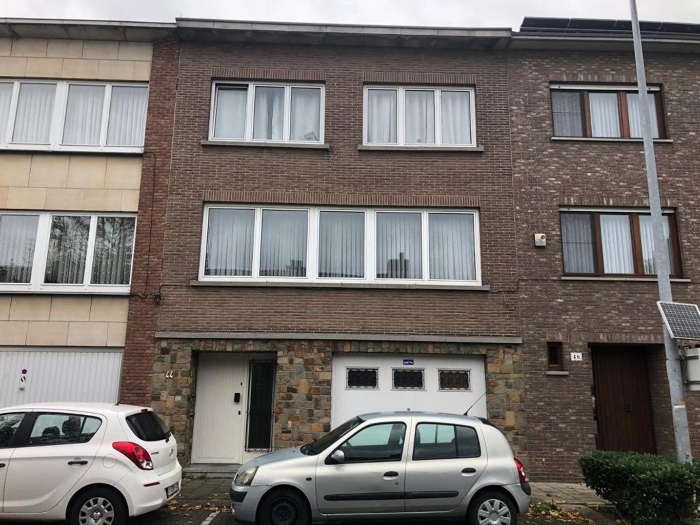Opbrengsteigendom bestaande uit studio en duplex appartement foto {{pictureIndex}}