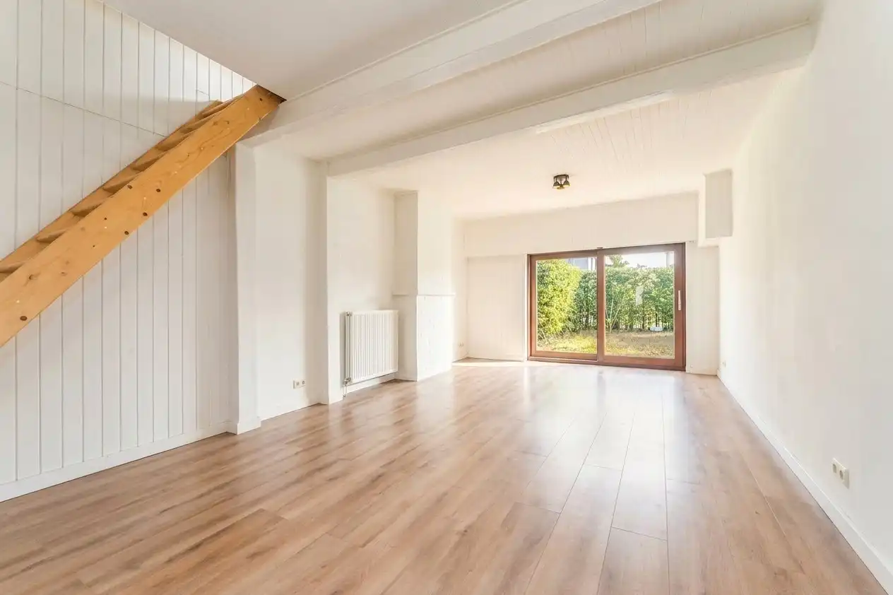 Charmante ruime woning met aangename tuinzone foto 3