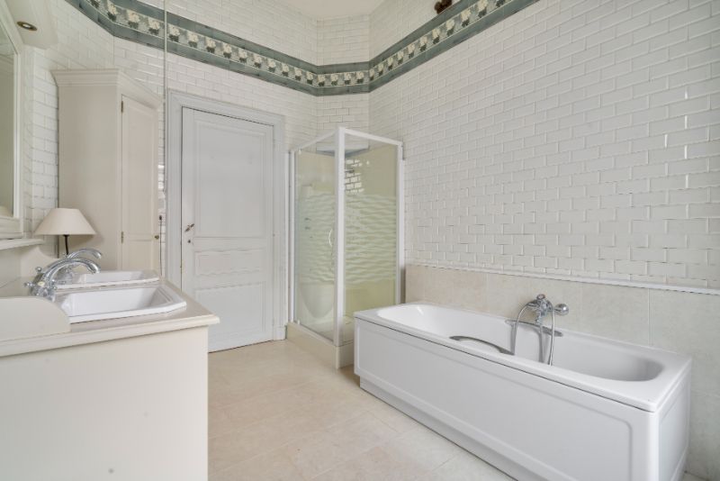 --- NIEUW --- Prachtig gelegen, te renoveren herenhuis aan de Visserij! foto 24