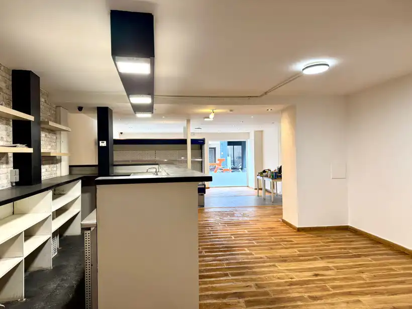 HANDELSPAND MET WOONST, TOP LOCATIE TE DIEST! foto 6