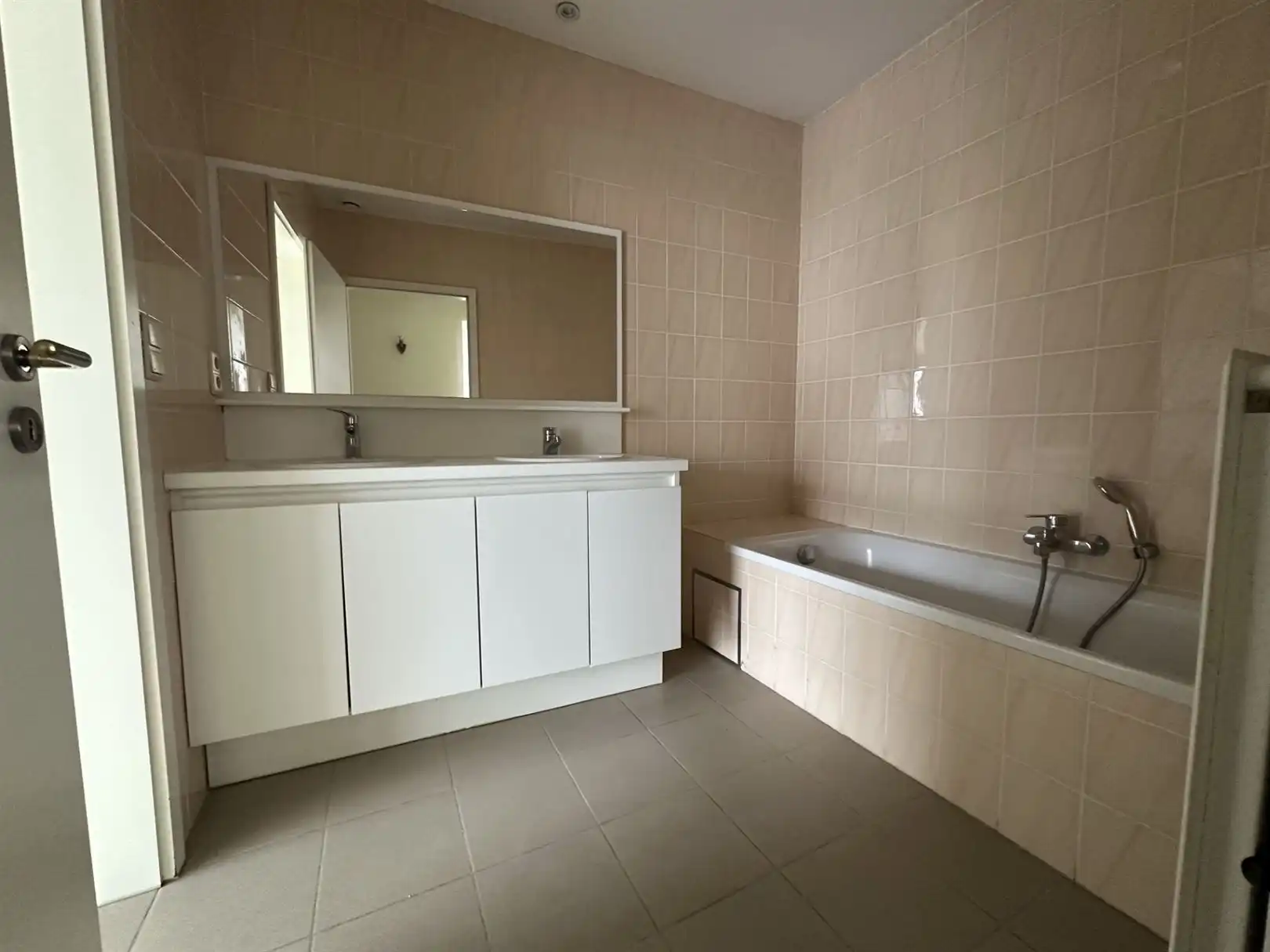 Charmante woning te huur in het hart van Oudenaarde foto 9