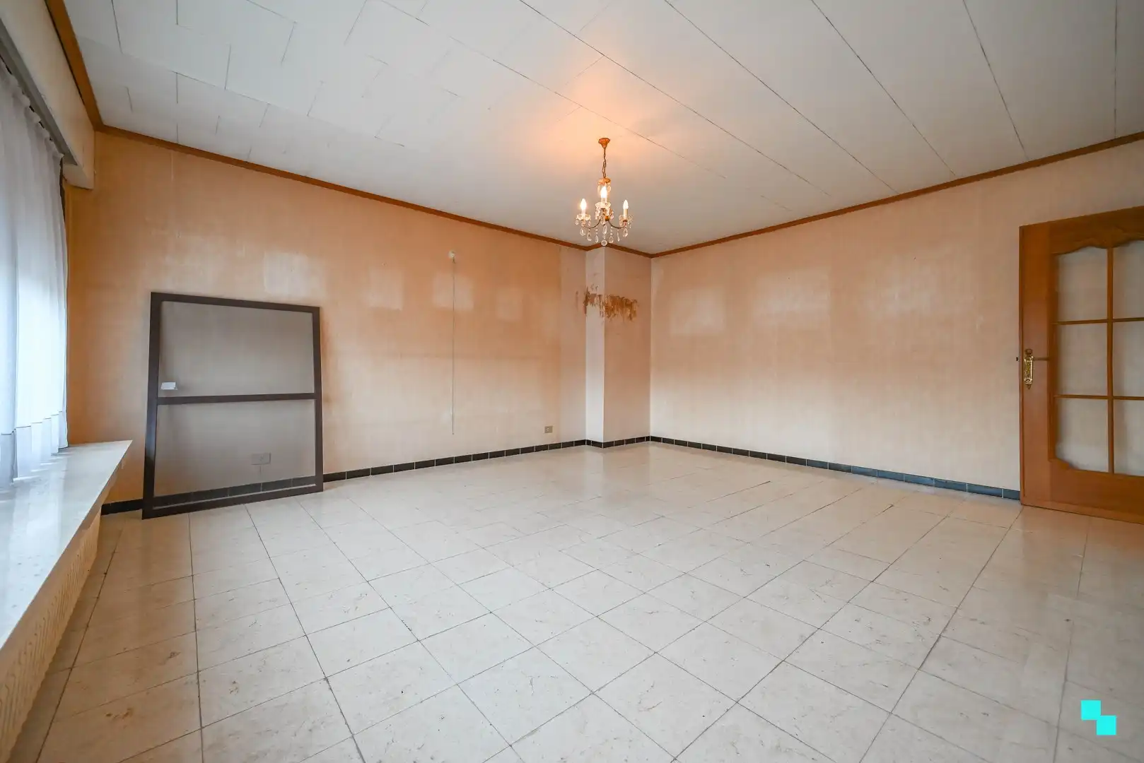 Karaktervolle woning met riante woonoppervlakte (267 m²) en tuin in Izegem foto 24