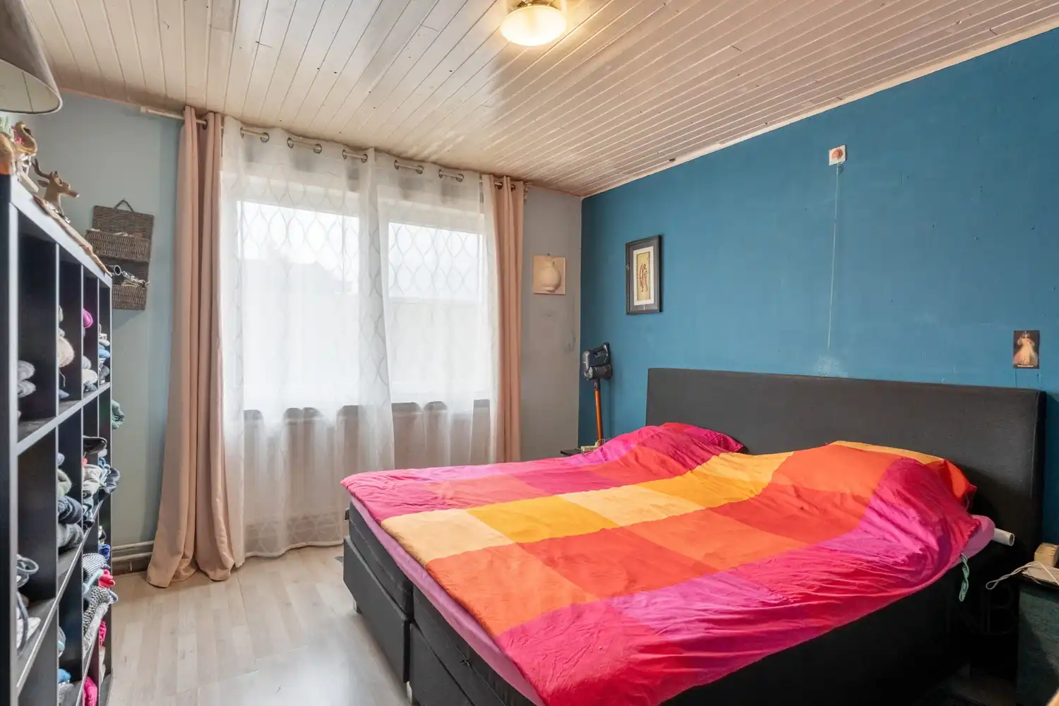 Ruime halfopen woning met 5 slaapkamers en een zolder om verder in te richten! foto 11