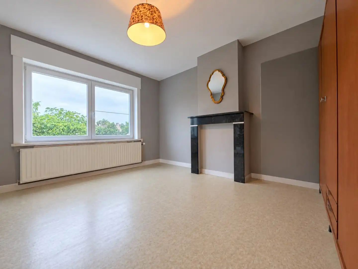 Ruime woning met tuin foto 10