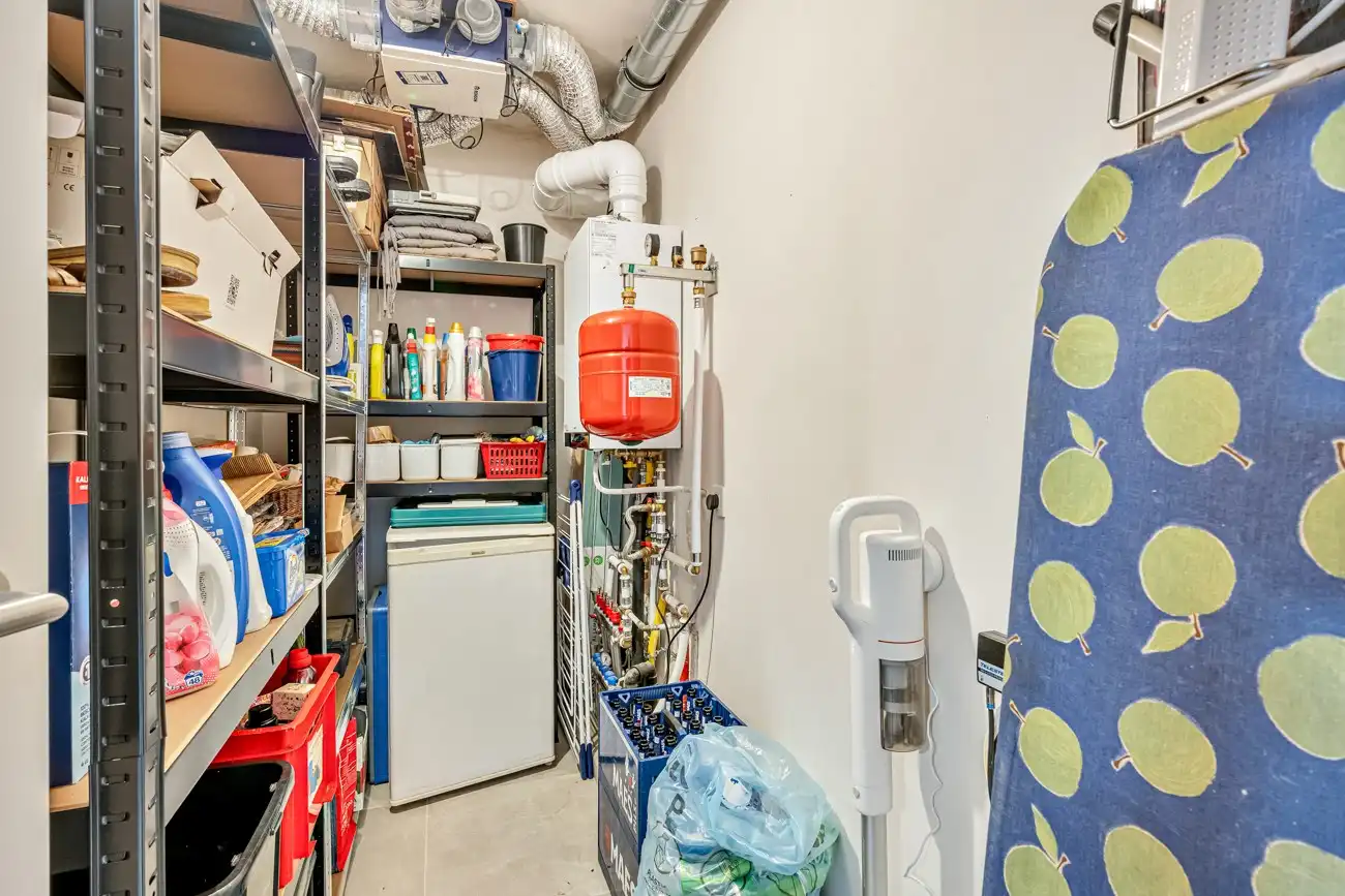 Recent gelijkvloers appartement met tuin en parkeerplaats! foto 9