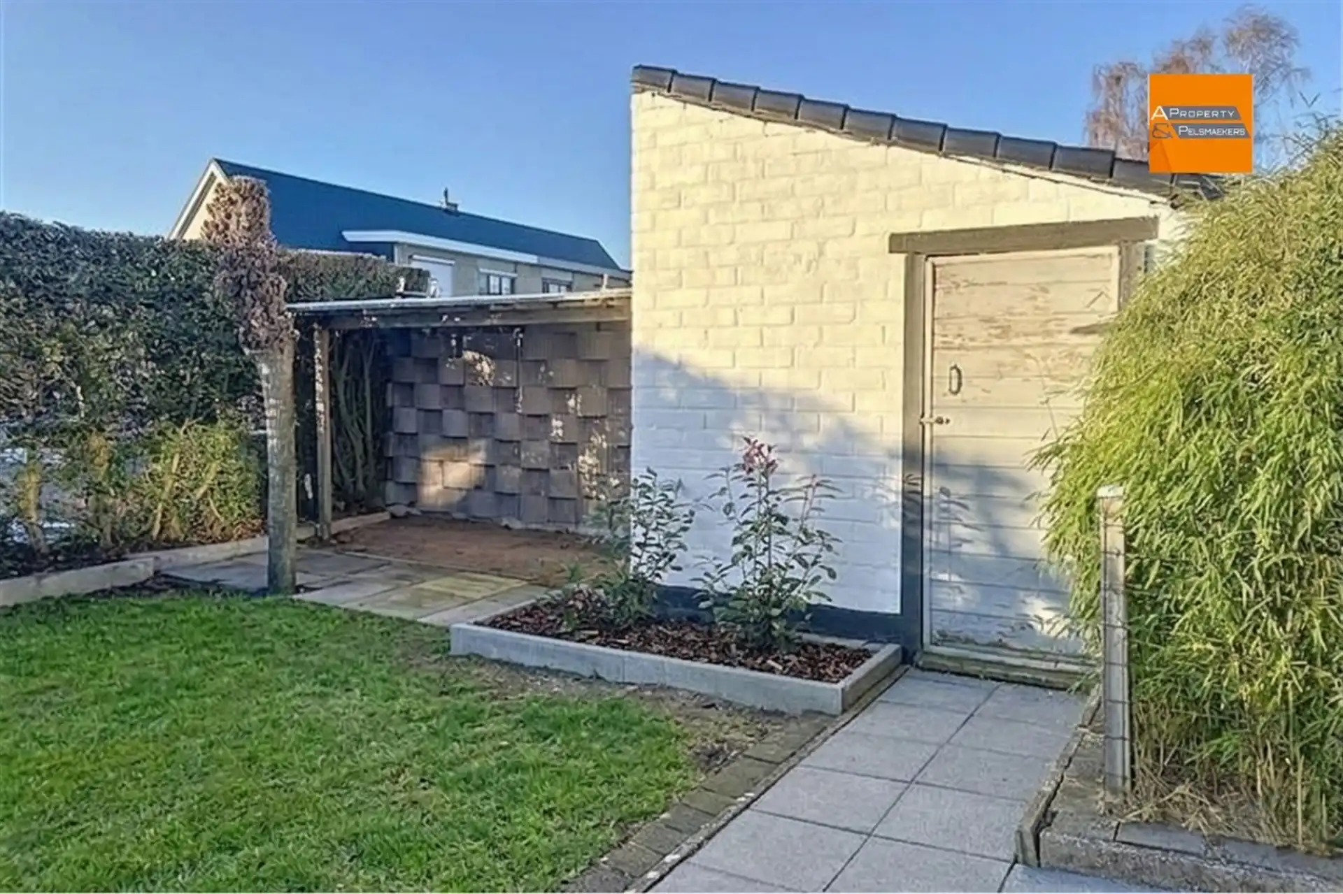 Ruime woning met grote tuin in rustige, kindvriendelijke buurt foto 15