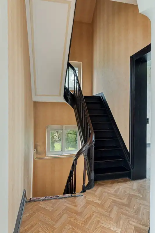 Statig herenhuis in het hart van Brakel foto 10