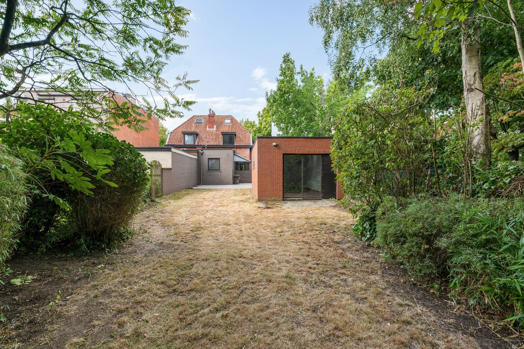 Halfopen woning met 2 slaapkamers en een grote tuin in Brasschaat te huur! foto 22