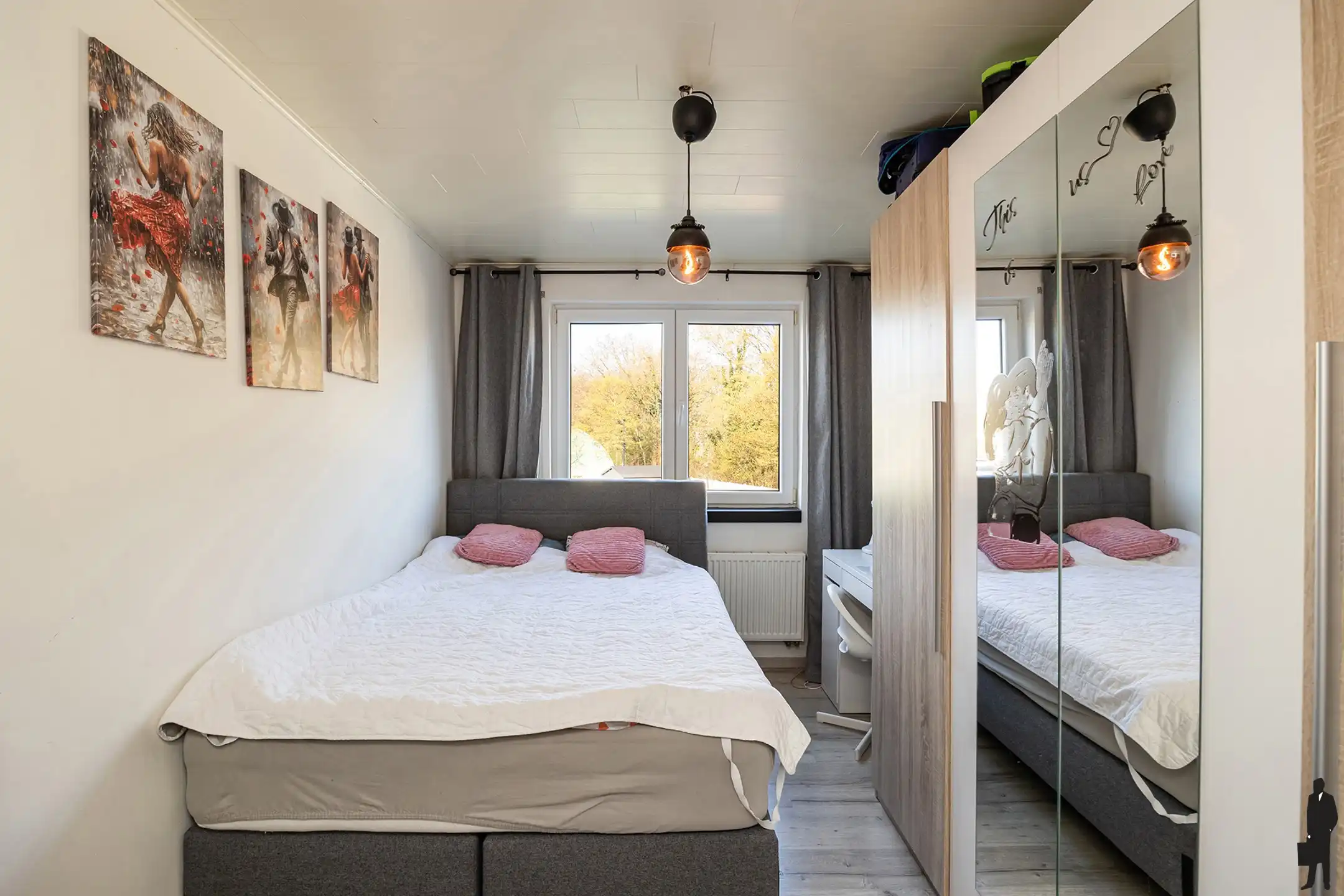 Instapklare woning met 3 slpk &  tuin met achteruitweg foto 9