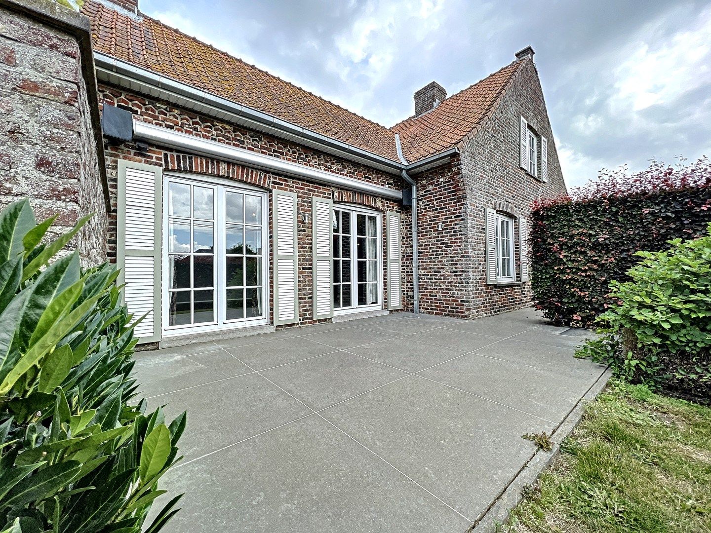 Ruime, alleenstaande woning met grote tuin te Staden foto 9