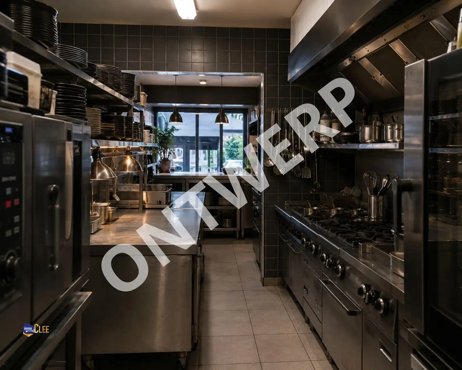 Karaktervol pand: horeca-uitbating of ruime woning foto 11