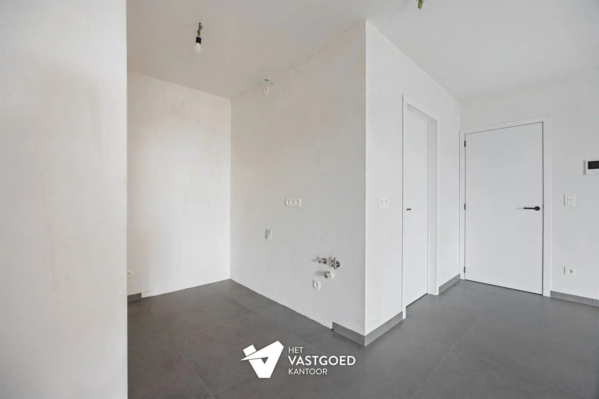 RUIM 1-SLAAPKAMERAPPARTEMENT MET AANGENAME BUITENRUIMTE foto 10