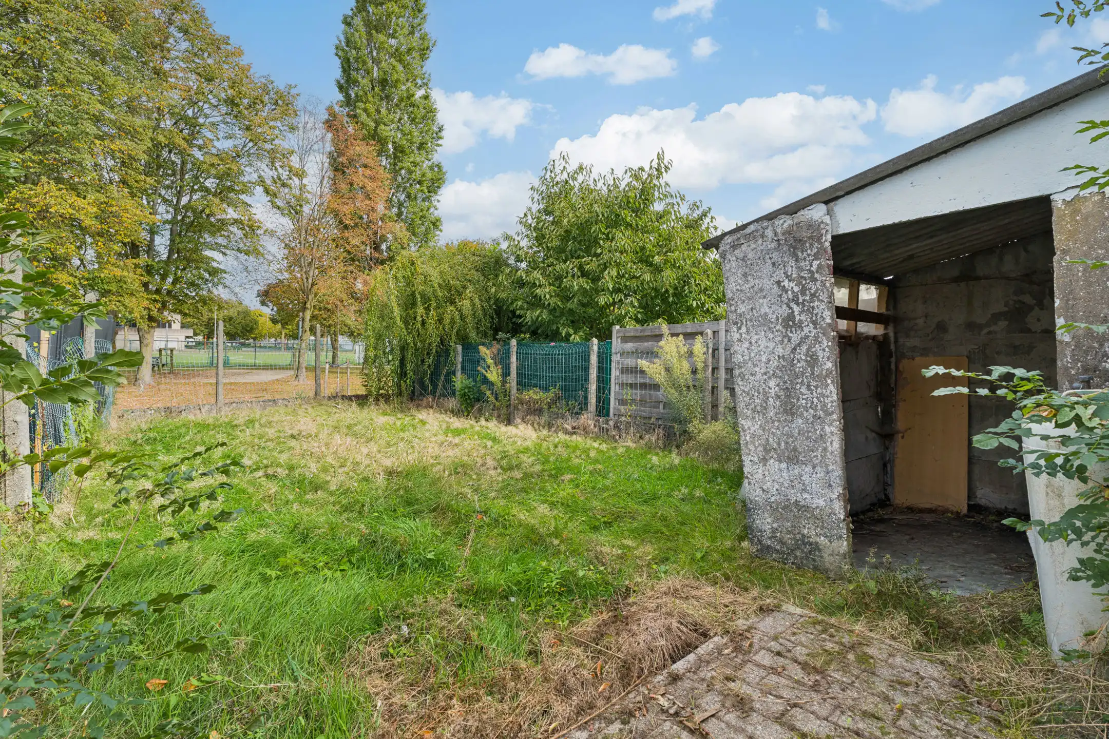 Te renoveren woning met tuin op centrale ligging foto 12