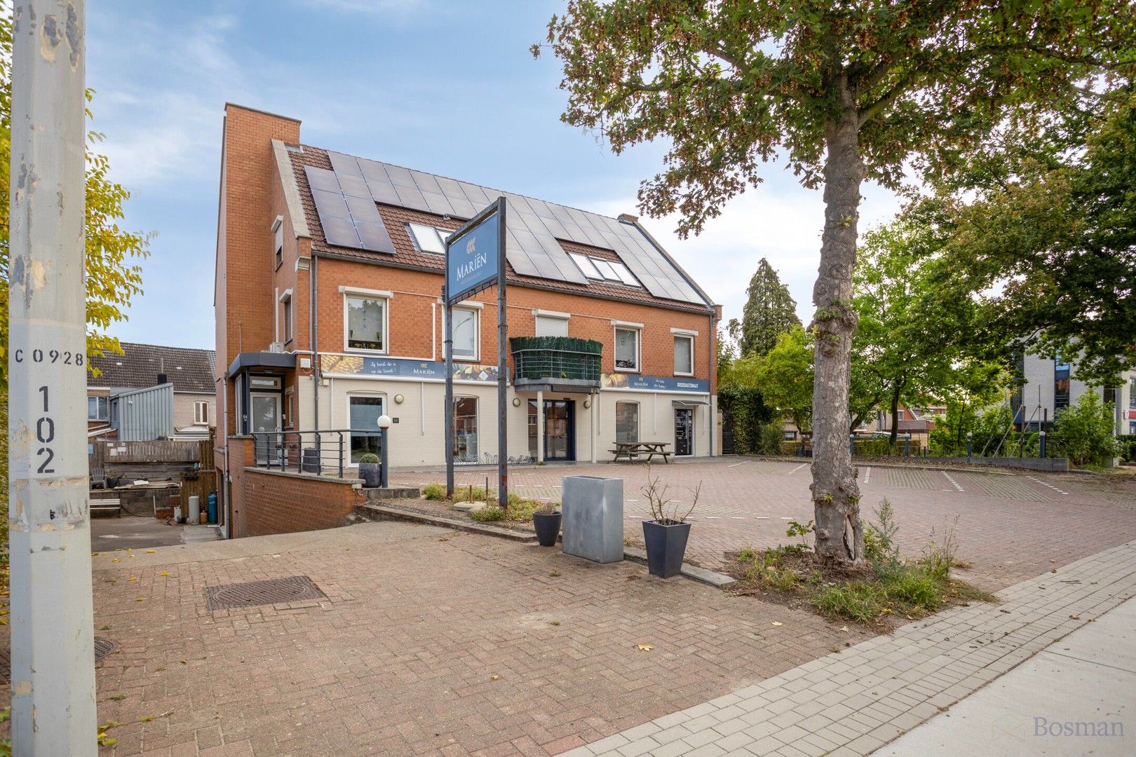 Handelspand met parking te koop in Diest foto 15