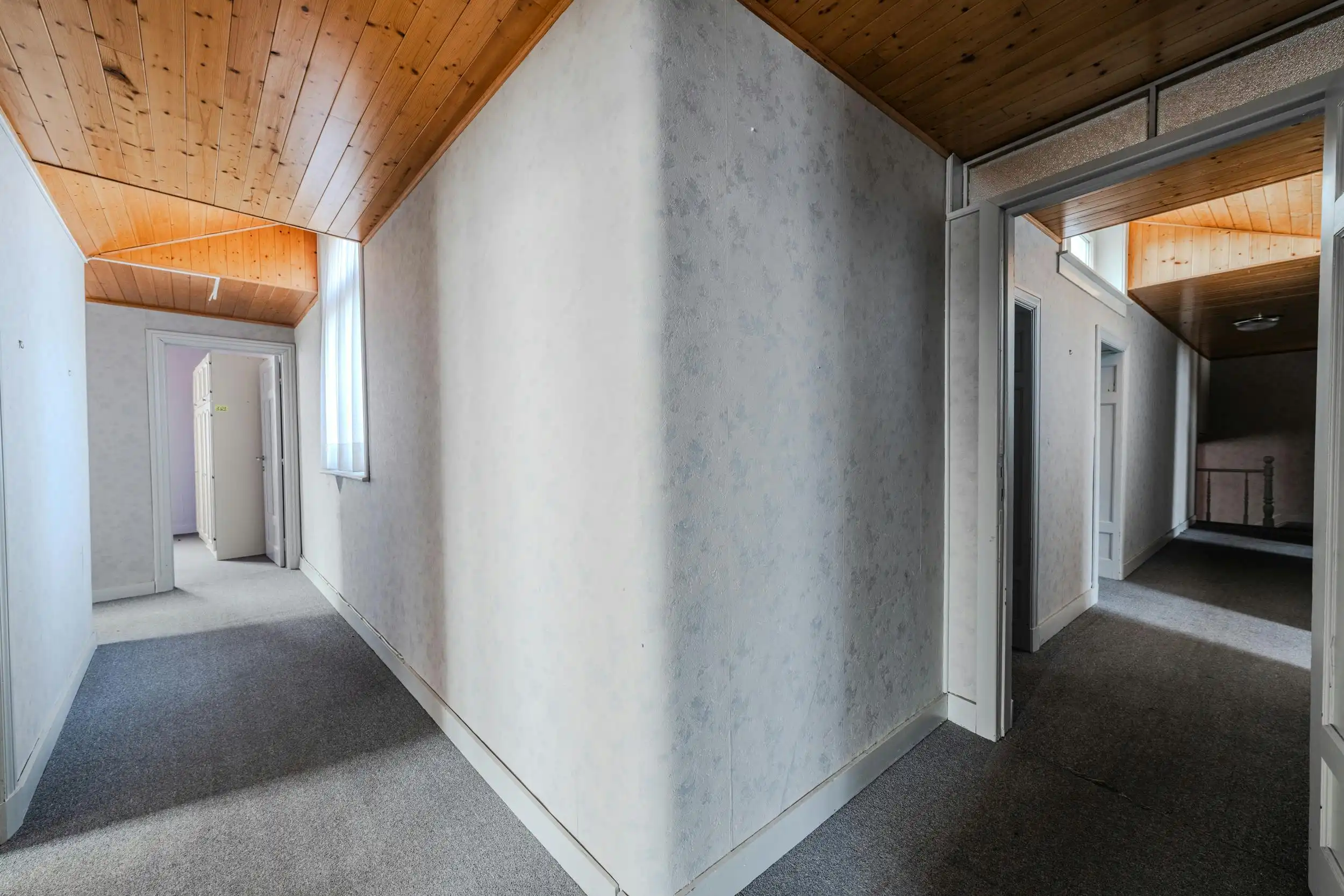 Goed gelegen handelspand met veel potentieel in Lombardsijde foto 26