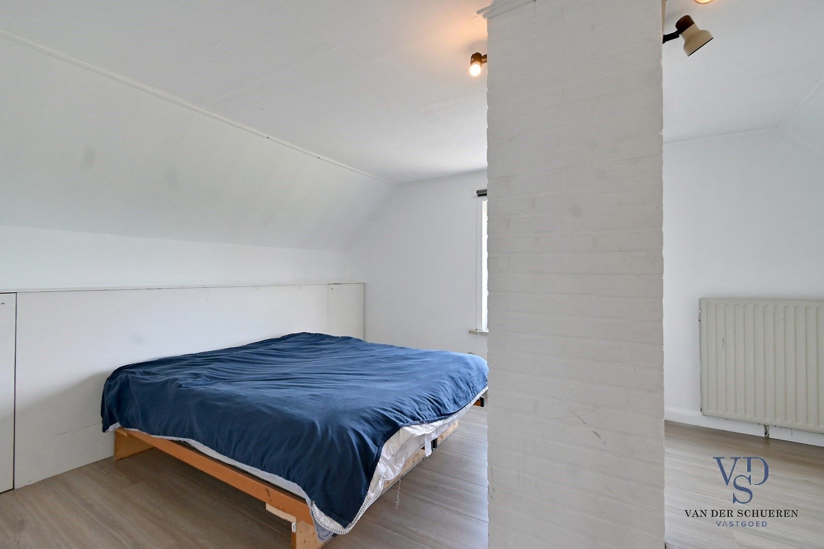 Instapklare woning (2427m²) met stallen. foto 31