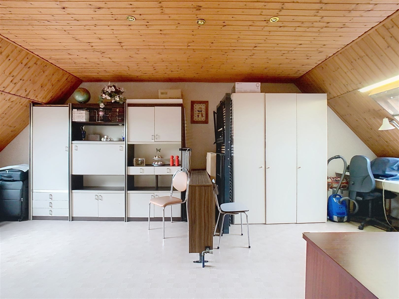 Goed onderhouden woning, met 3 slpk. en een landelijke ligging!! foto 14
