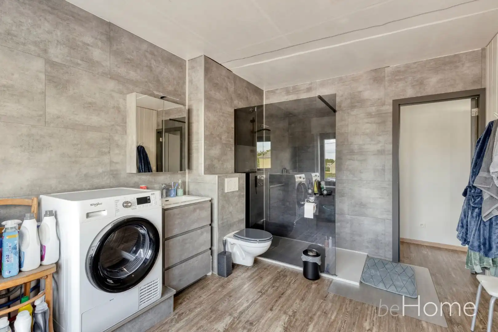 Instapklare woning met 2 slpk, garage en ZW-gerichte tuin foto 16