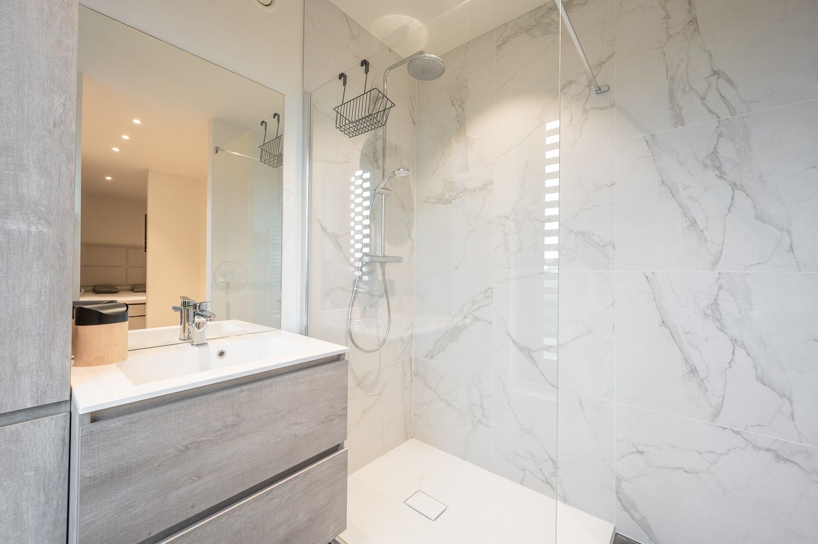 Alleenstaande moderne villa gelegen in een rustige residentiële omgeving te Knokke foto 15