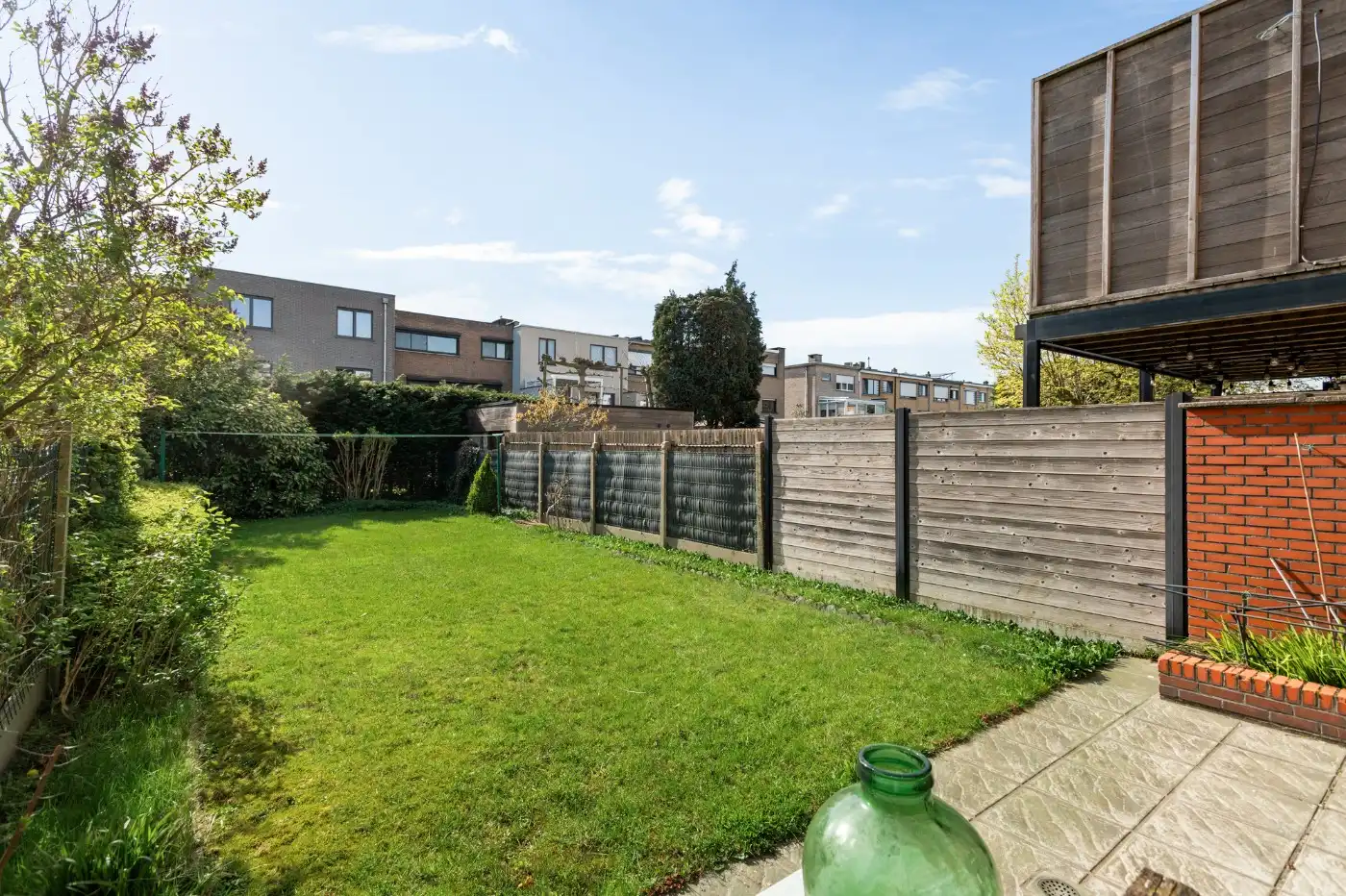 Op te frissen woning met 3 slpk., inpandige garage en west-tuin foto 23