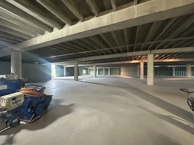 Nieuwbouwmagazijn – strategische ligging nabij centrum Gent foto 3