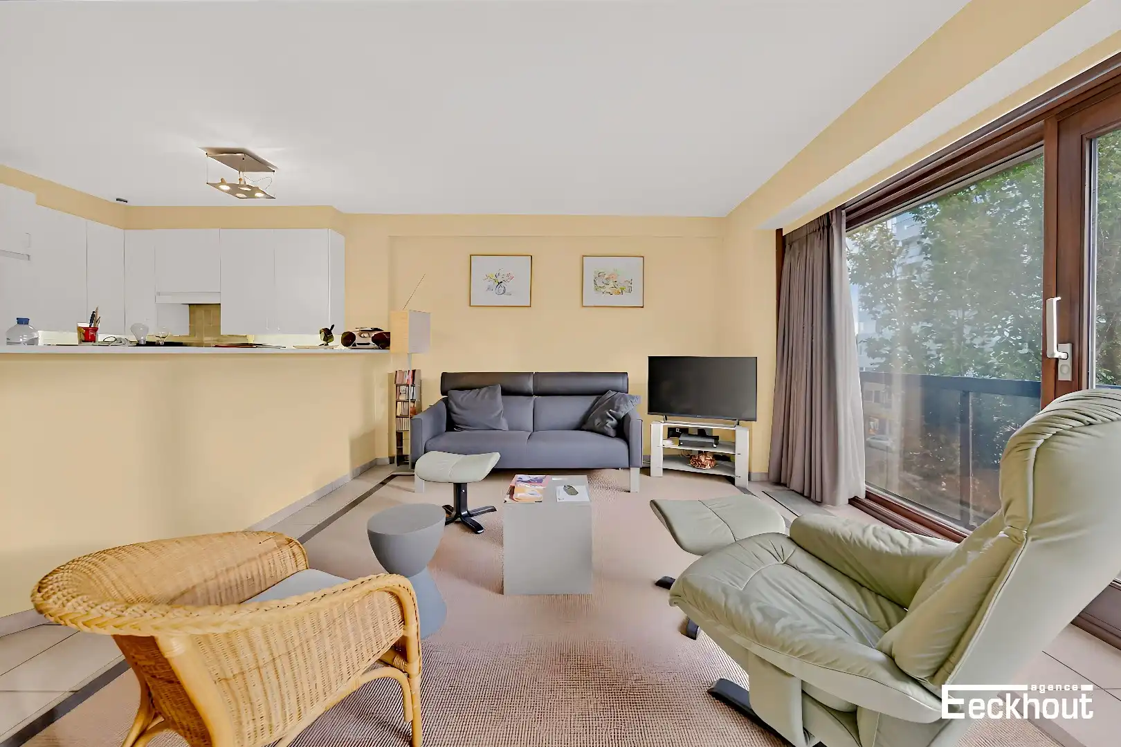 Instapklaar appartement met open zicht in het centrum van Oostende! foto 3