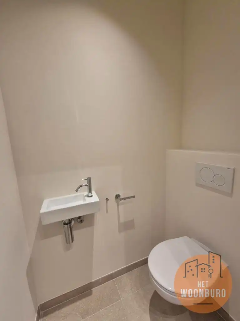 Nieuwbouw appartement 1 slpk, bureau en autostaanplaats foto 7