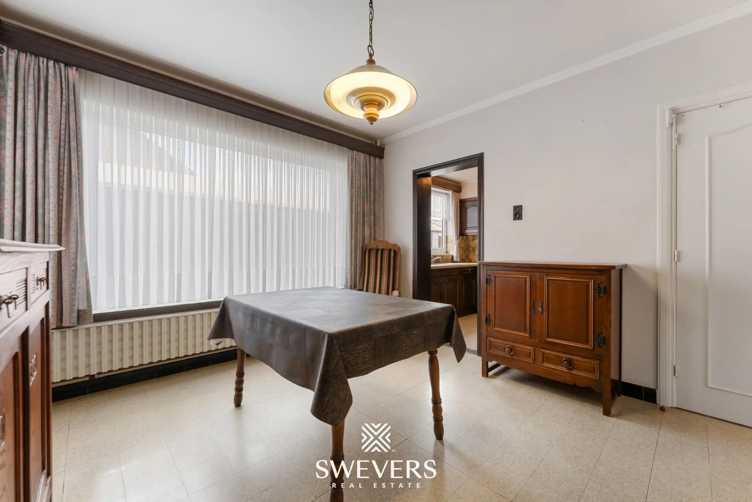 Vrijstaande woning met potentieel in Molenbeersel foto 8