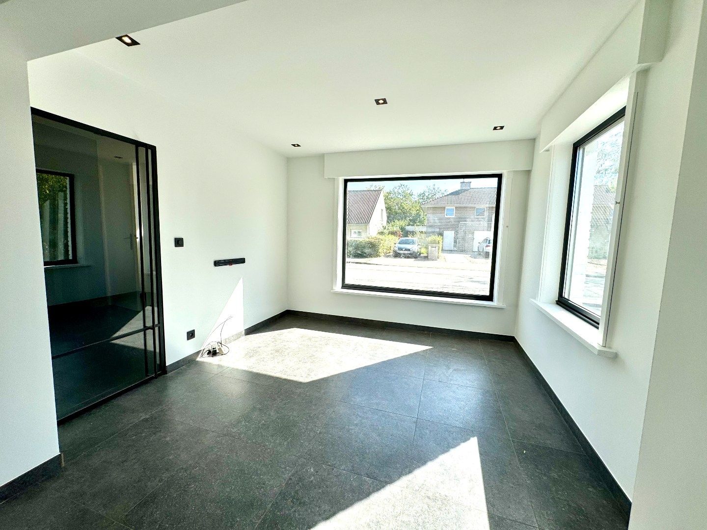 GERENOVEERDE WONING MET 3 SLPKS, TUIN EN GARAGE foto 13
