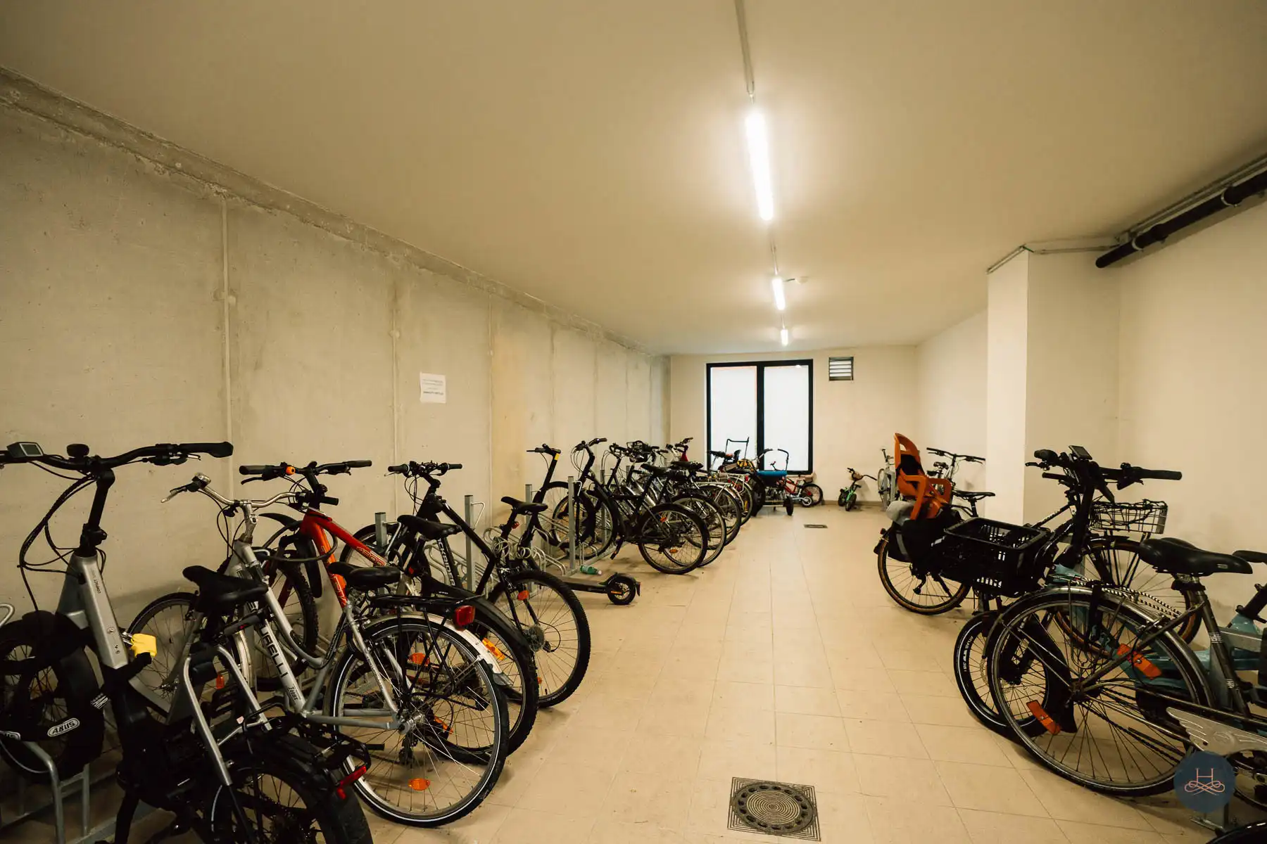 Energiezuinig, lichtrijk appartement op toplocatie foto 24