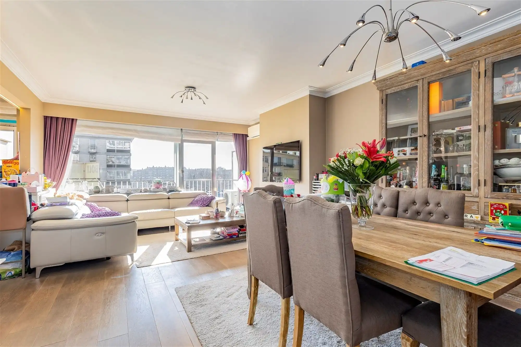 Ruim 2 slaapkamer appartement met ruim zuidterras foto 2