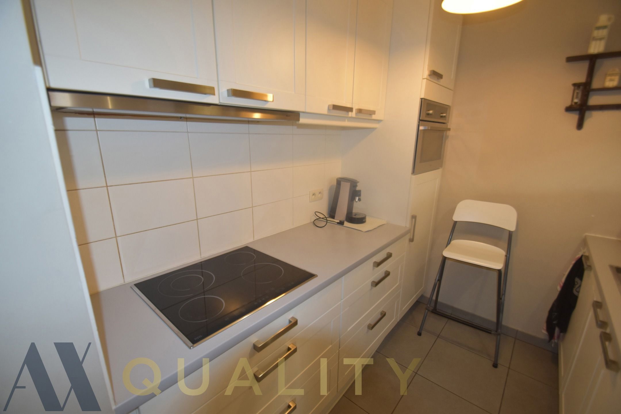 Centr. en rustig gel. energiezuin. 2 slpk.-appt. met terr., staanpl. en berging foto 14