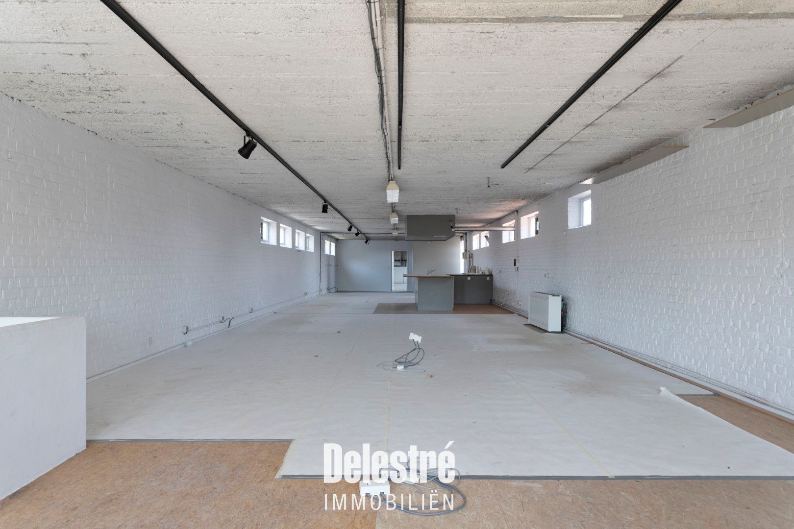 ** IN OPTIE ** LOFTVIBES 750 M2 LEO DE BETHUNELAAN.  foto 9