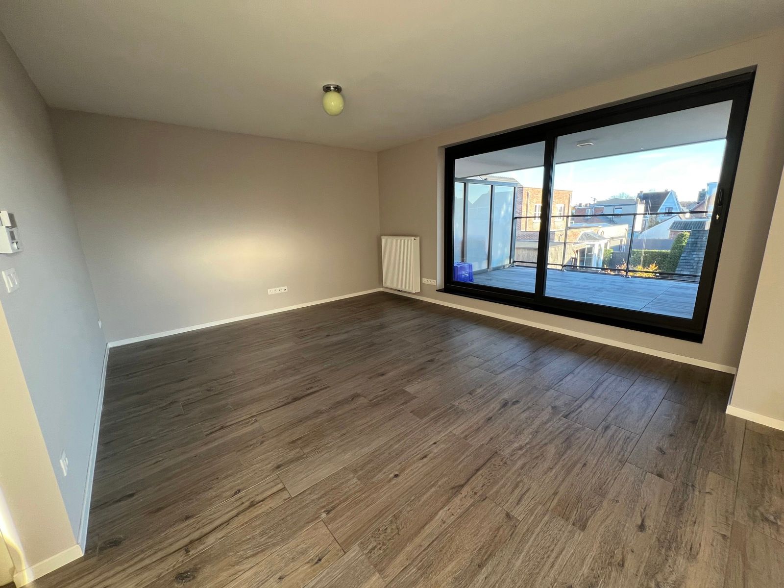 Recent app met 2 slpk en terras foto 2