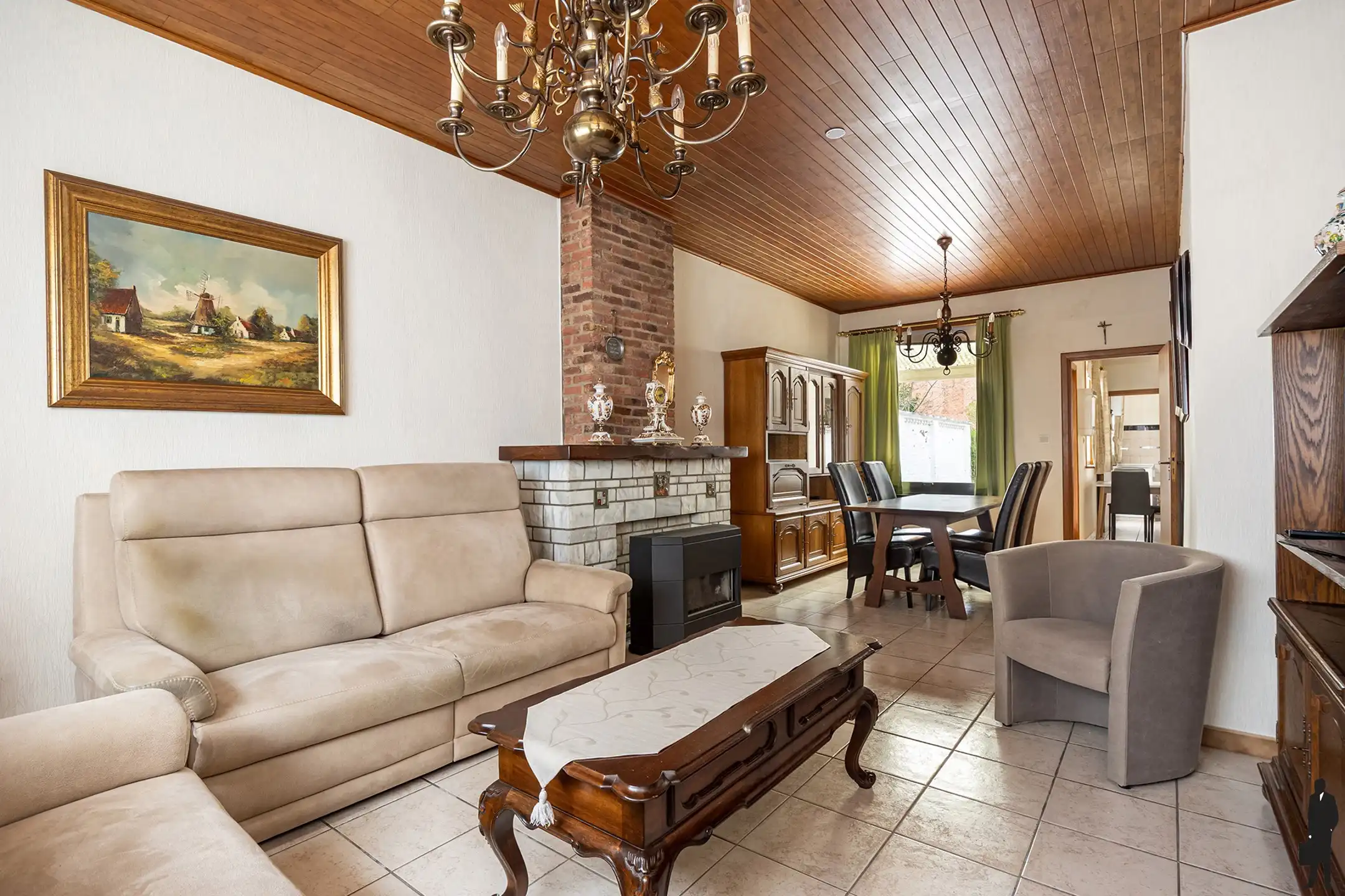 Ruime gezinswoning met tuin & bijgebouw te Hamme  foto 3