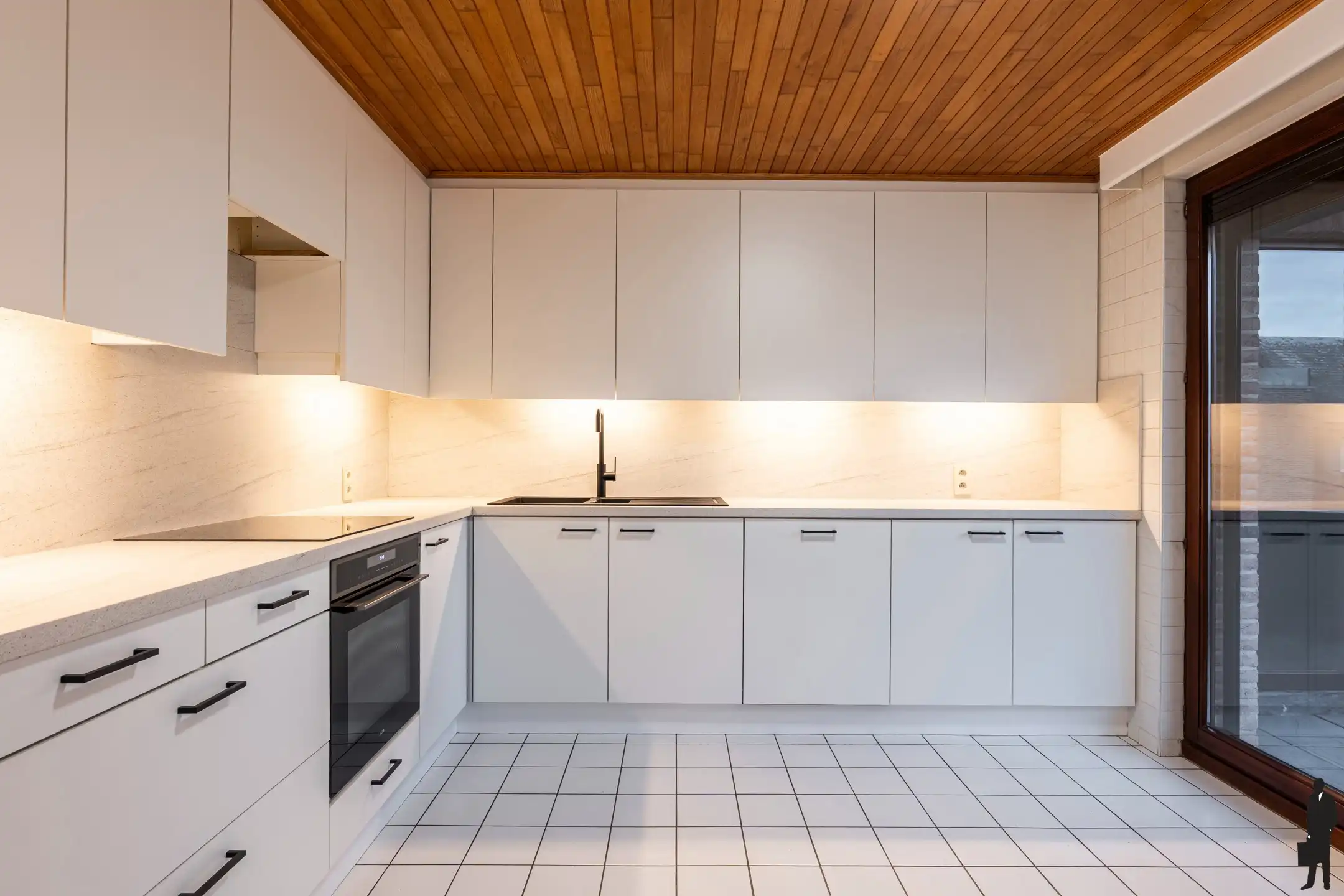 Stijlvol, instapklaar appartement van 115m² met 2 slpks foto 8