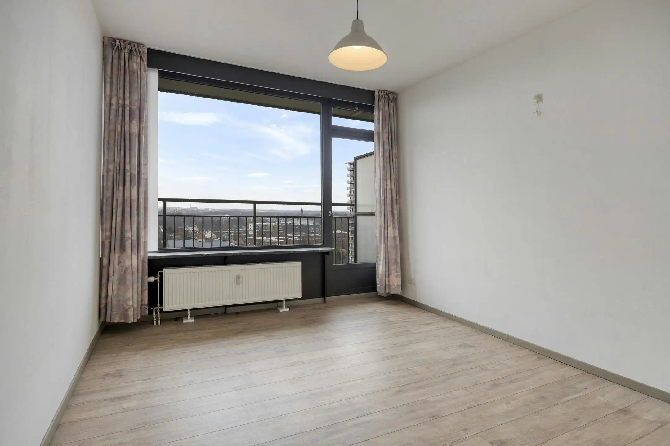 Appartement met 2 slaapkamers te koop in het centrum van Wilrijk foto 11